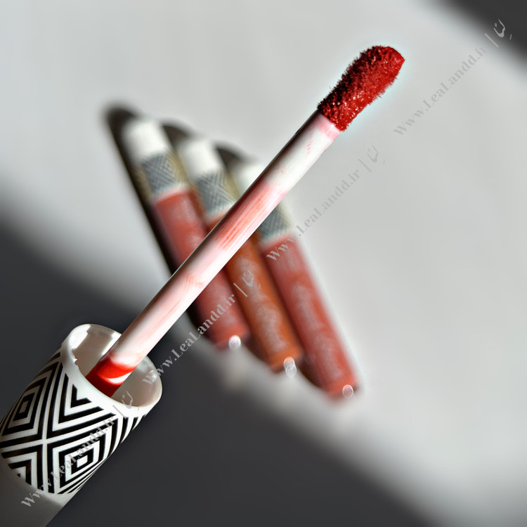رژگونه مایع پددار آرت اسکین